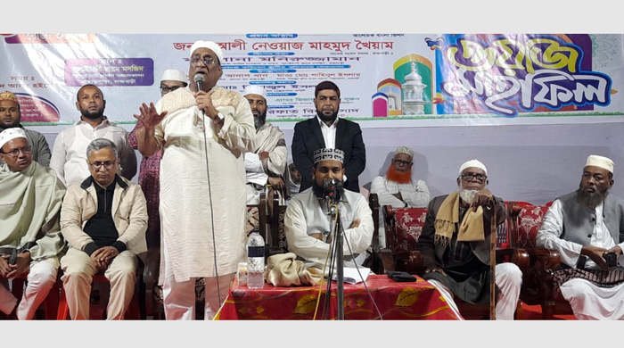 সজ্জনকান্দা কাহাড়পাড়ায় এলাকাবাসীর উদ্যোগে বার্ষিক ওয়াজ মাহফিল অনুষ্ঠিত